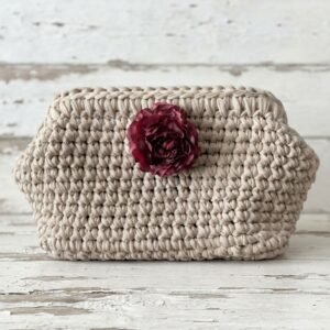 Clutch Rústica com Flor
