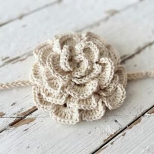 Flor de crochet multiuso: cinto, choker, cabelo
